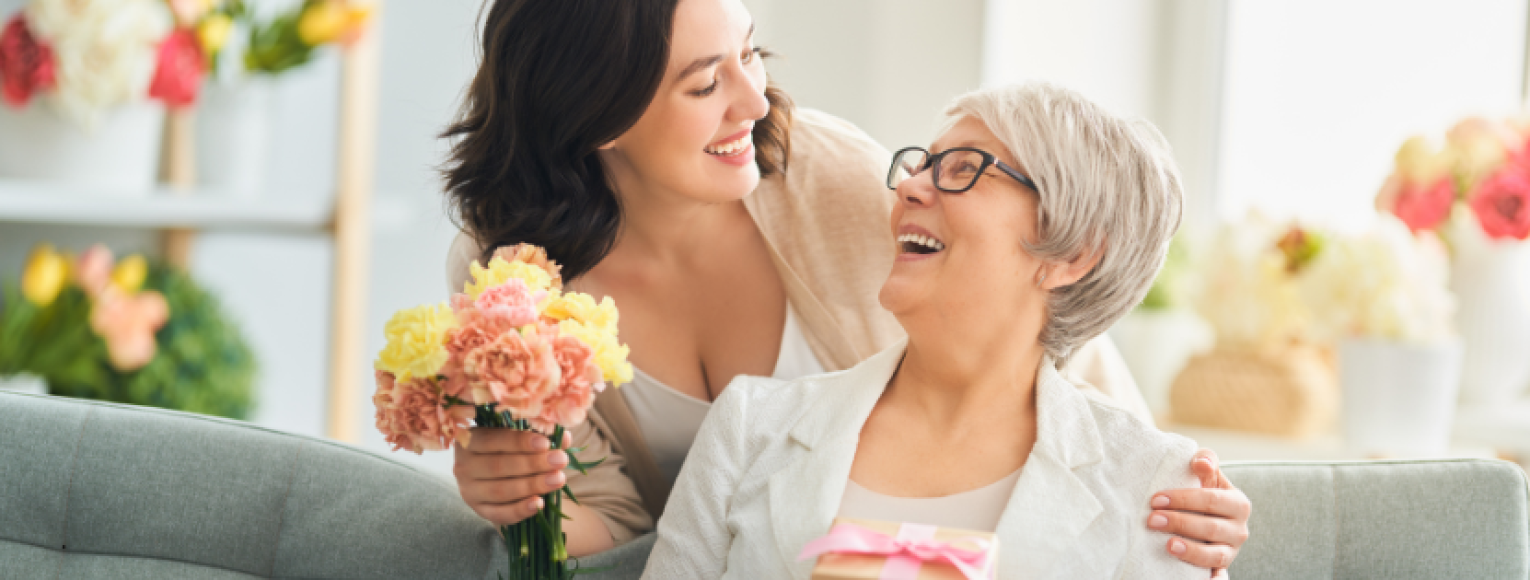 Mazie brīnumi lielai mīlestībai – dāvanu idejas Mātes dienai