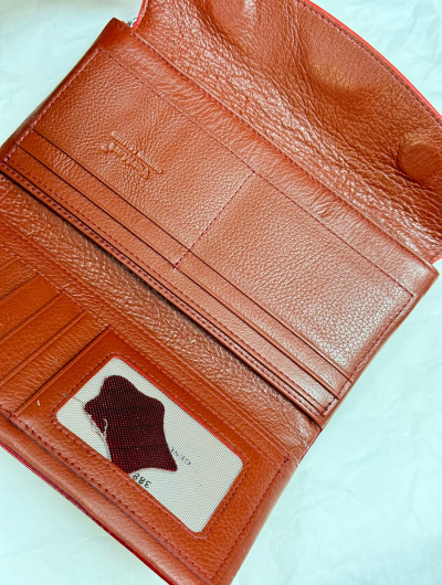 Sieviešu ādas maks