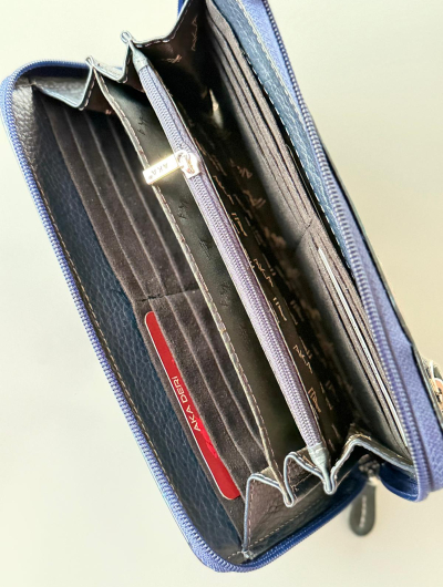 Sieviešu maks no dabīgās ādas ar krokodilādas efektu