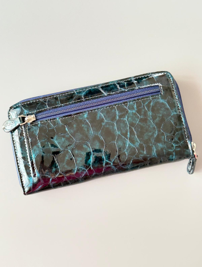 Sieviešu maks no dabīgās ādas ar krokodilādas efektu