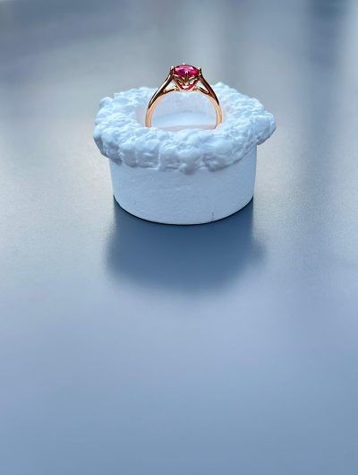 Apzeltīts gredzens ar cirkonu 