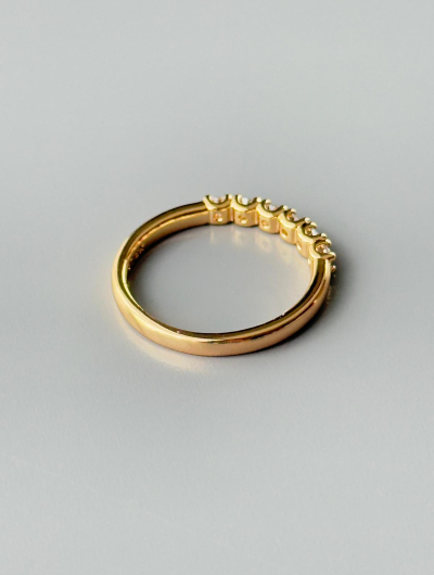 Apzeltīts gredzens ar cirkoniem 