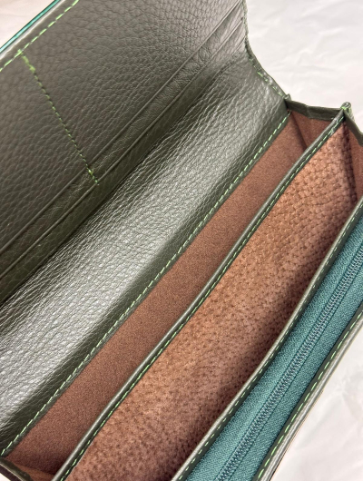 Sieviešu ādas maks