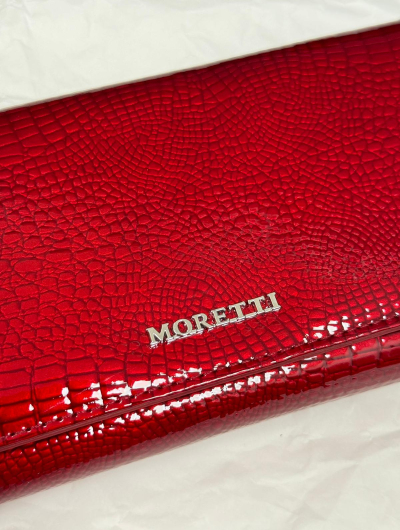 Sieviešu ādas maks