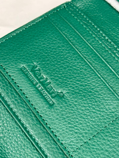 Sieviešu ādas maks