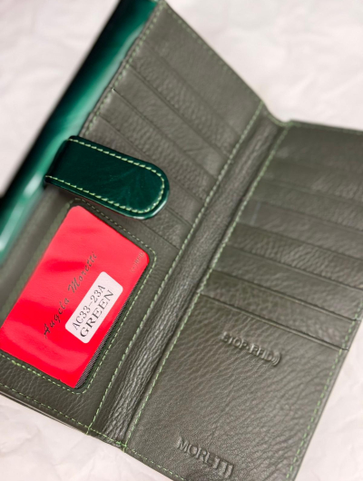 Sieviešu ādas maks